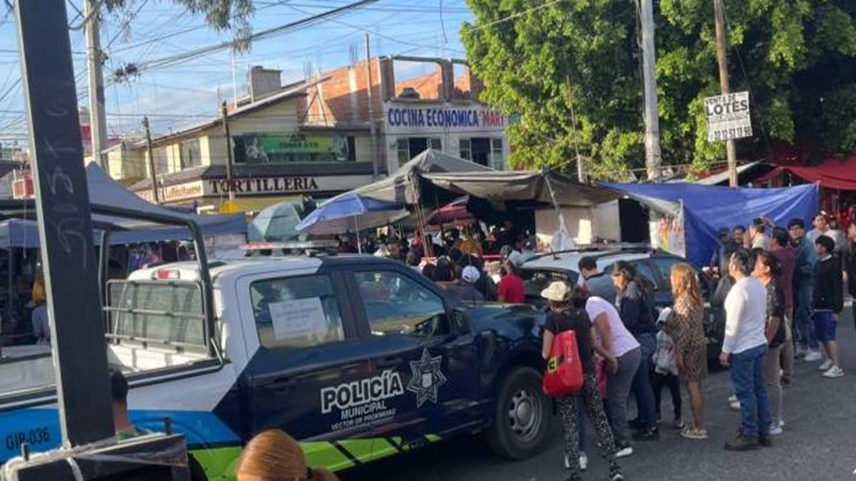 ¡Por una bicicleta! Riña en tianguis de Loma Bella deja a un hombre baleado