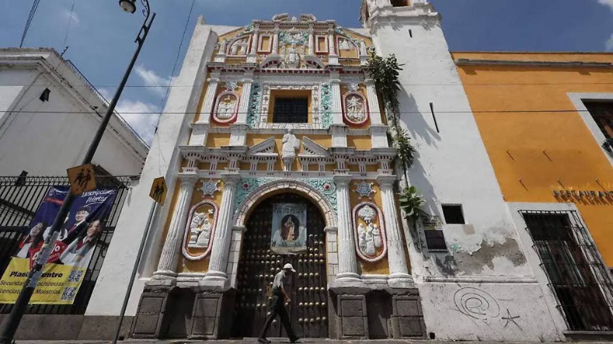Robo sacrílego en Puebla: Hurtan 11 cuadros de los apóstoles y objetos religiosos en histórica capilla de El Carmen