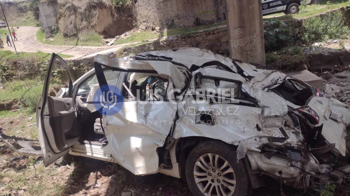 Tragedia en la Vía Corta: joven pierde la vida tras volcadura en Mazatecochco, Puebla