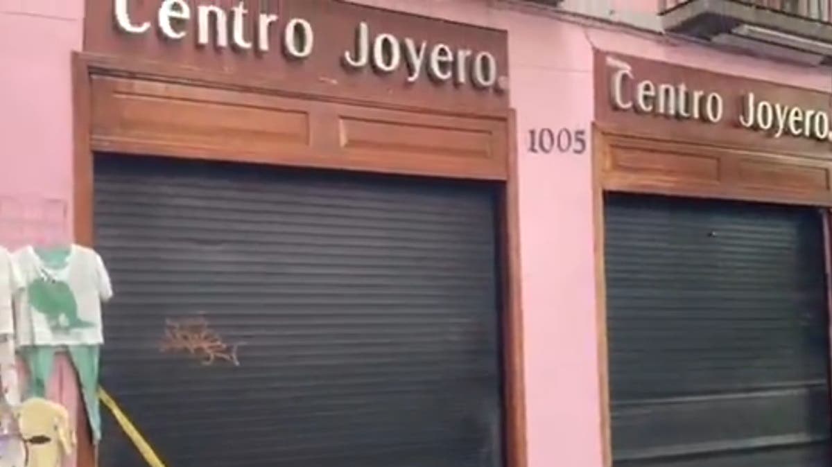 Escapan con 400 mil pesos en oro: pareja de ladrones asalta Centro Joyero en pleno Centro Histórico de Puebla