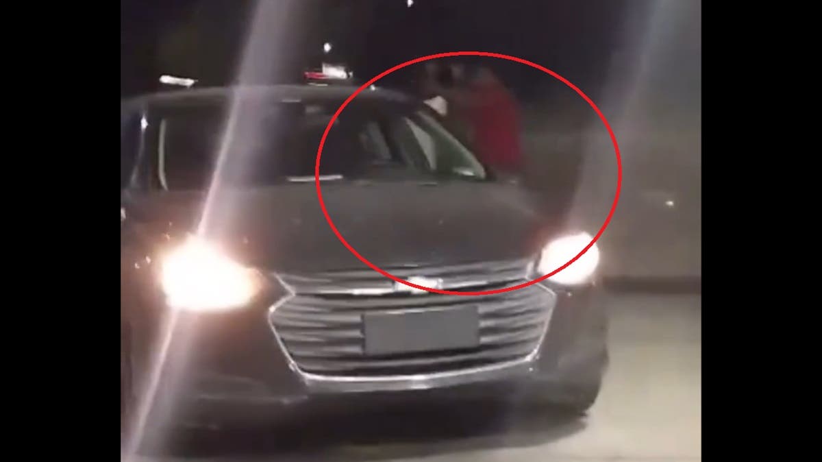 Poblanos se agarran a golpes por gasolina en gasolinera de Puebla; todo quedó en VIDEO