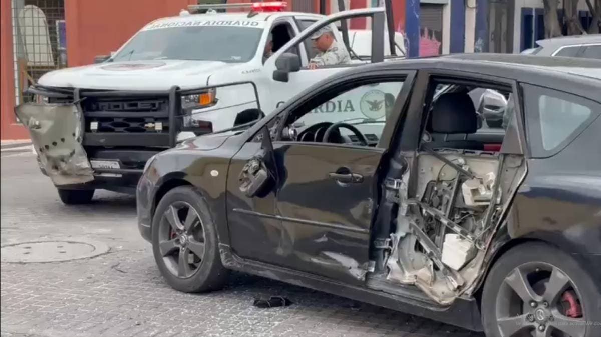 Patrulla de la Guardia Nacional choca en pleno centro de Puebla: hay heridos y tensión en la zona