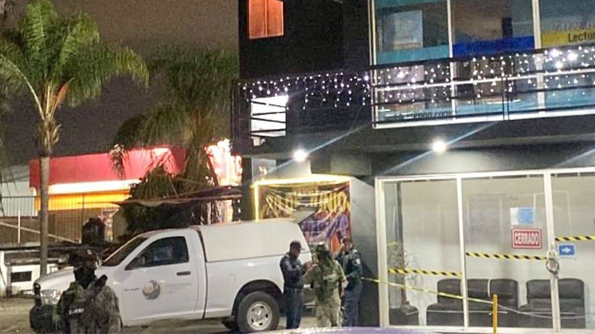 ¡Viernes sangriento! Balean a hombre en bar de Castillotla