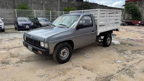 Campesinos son asaltados por hombres armados en Acatzingo: les roban camioneta y huyen impunes