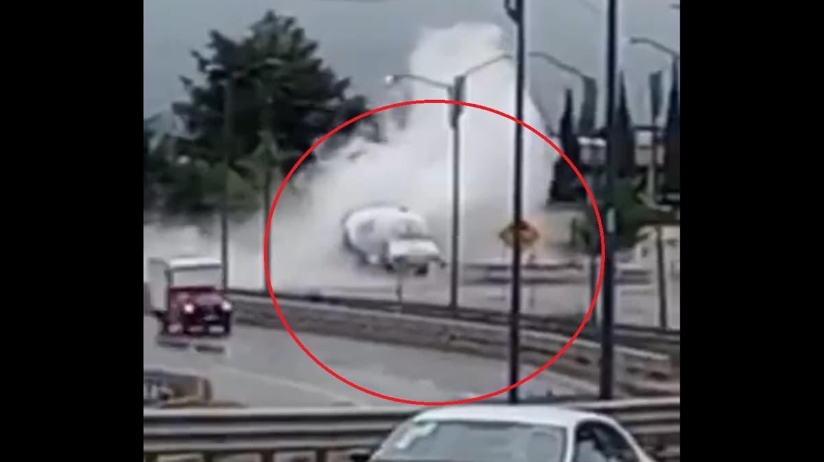 VIDEO Fuga de gas en pipa de Segas paraliza Periférico Ecológico en Puebla