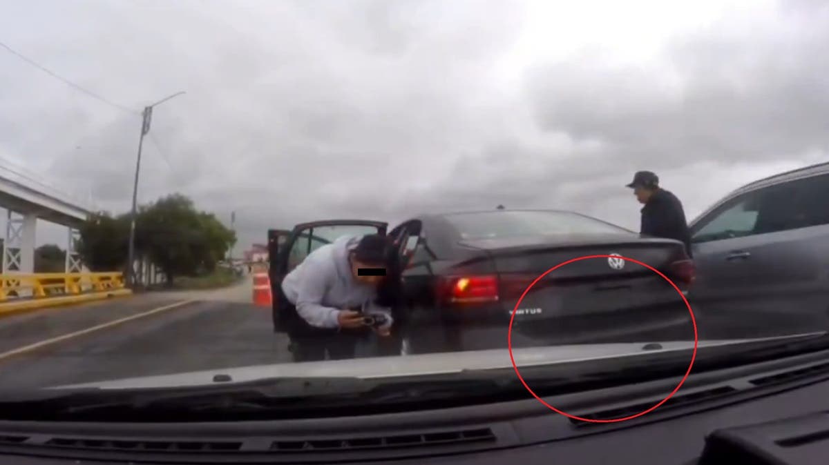 Montachoques extorsionan y amenazan en Puebla mientras el gobierno ignora autos sin placas y solo exige chalecos a motociclistas