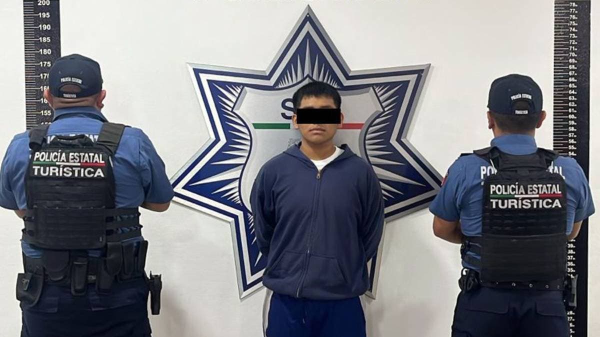 Detienen a joven de 18 años con LSD, marihuana y comestibles con THC en pleno Centro Histórico de Puebla