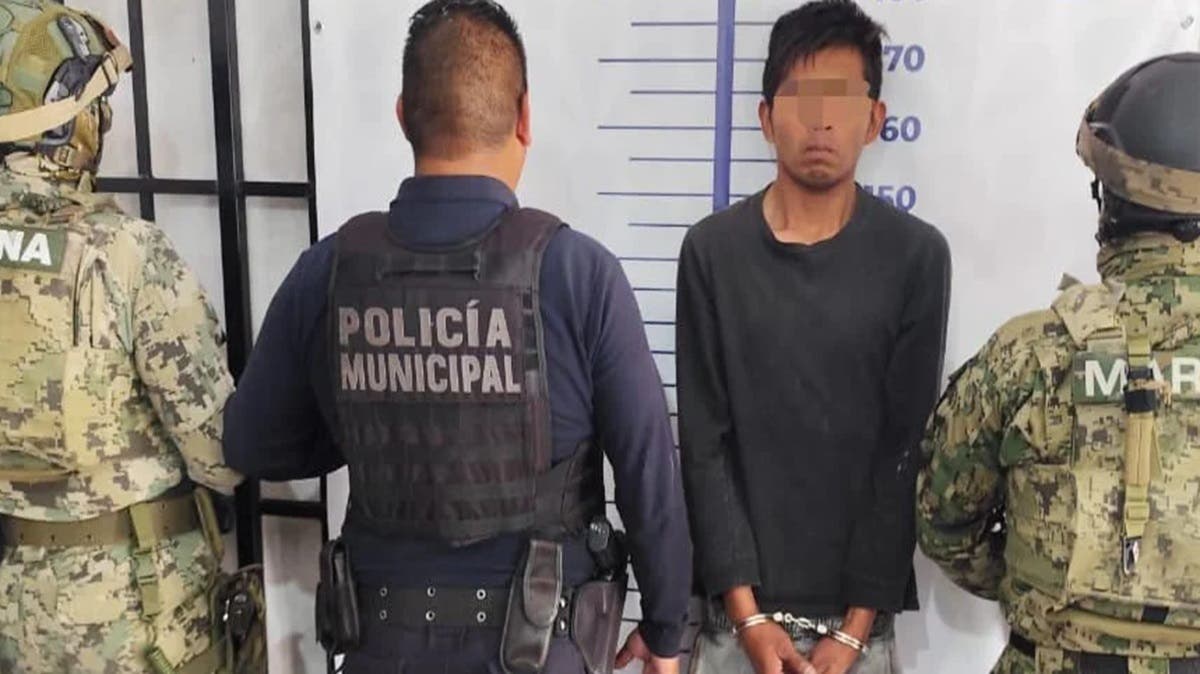 Sorprenden a ladrones robando casa en Villas de Amozoc; uno ya era buscado por la justicia