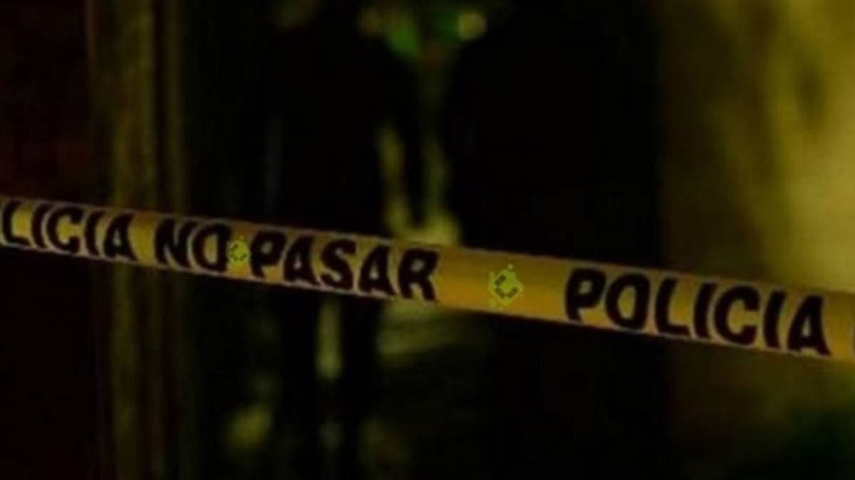 Macabro hallazgo en Puebla: perro lleva restos humanos en el hocico y destapa tragedia en barranca