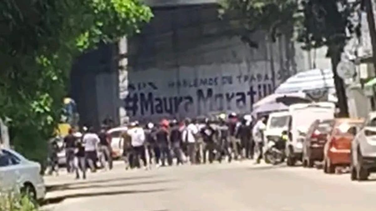 Violenta riña entre ambulantes de la 28 de Octubre y Antorcha deja heridos y presuntos secuestrados en hospital de Puebla