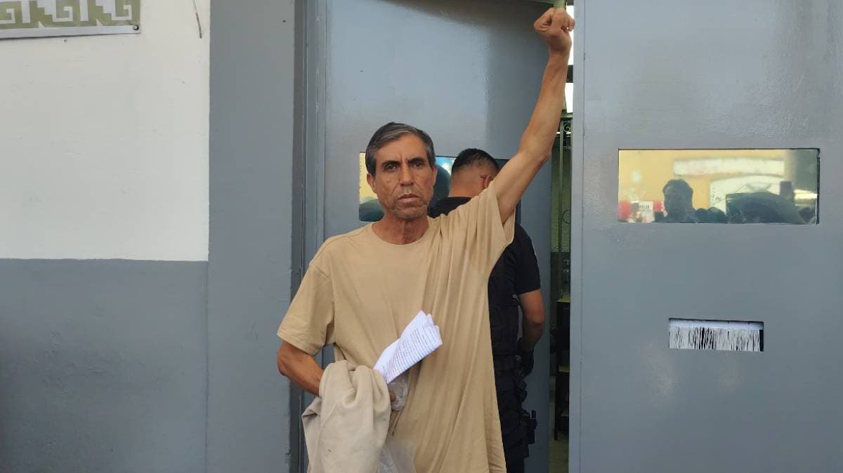 Renato Romero queda libre: juez desecha acusaciones y el activista lanza reto público a Agua de Puebla