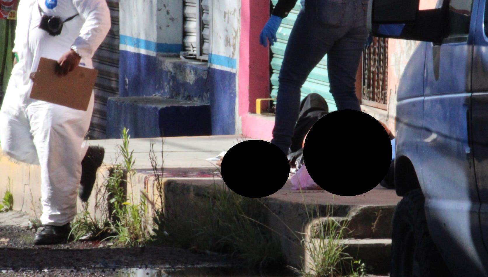 Tiro de gracia y disparo al cuello: revelan detalles de la doble ejecución en Infonavit La Rosa