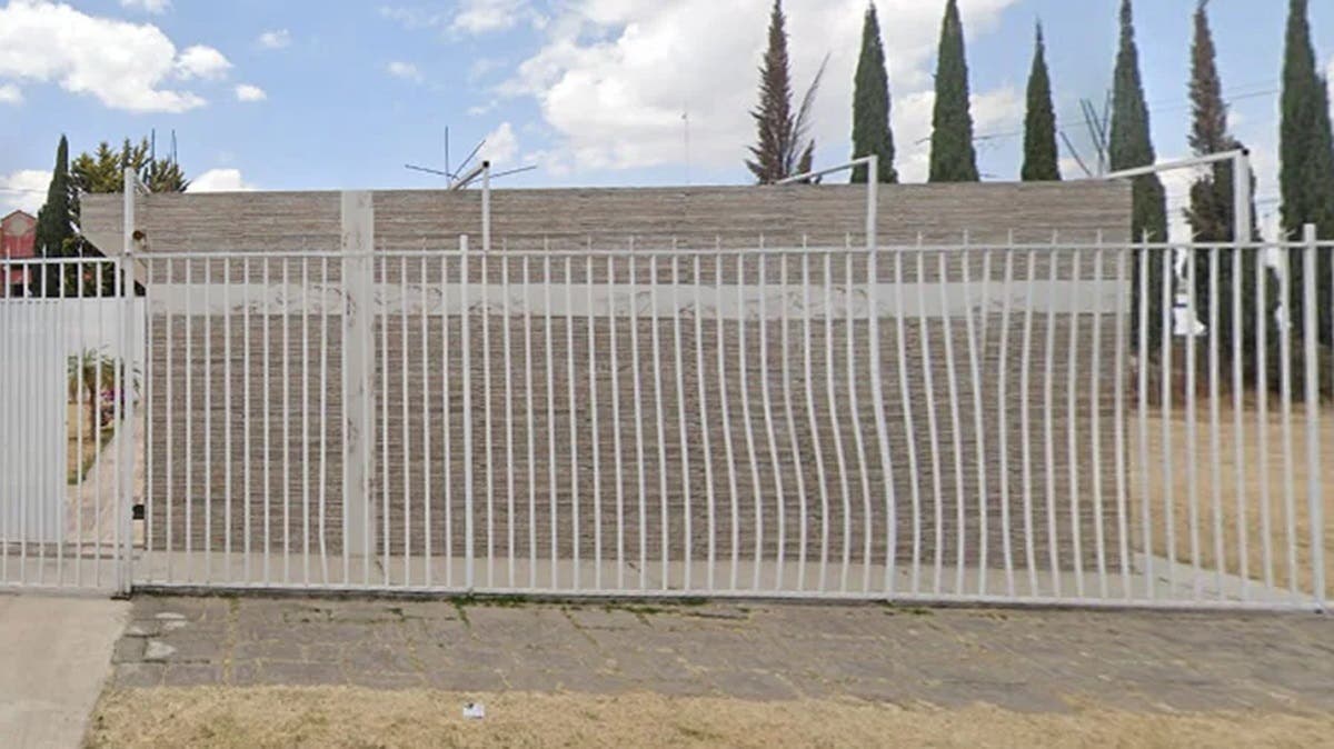 Intentan saquear templo cristiano en Bosques de San Sebastián y desatan persecución; detienen a uno de los ladrones