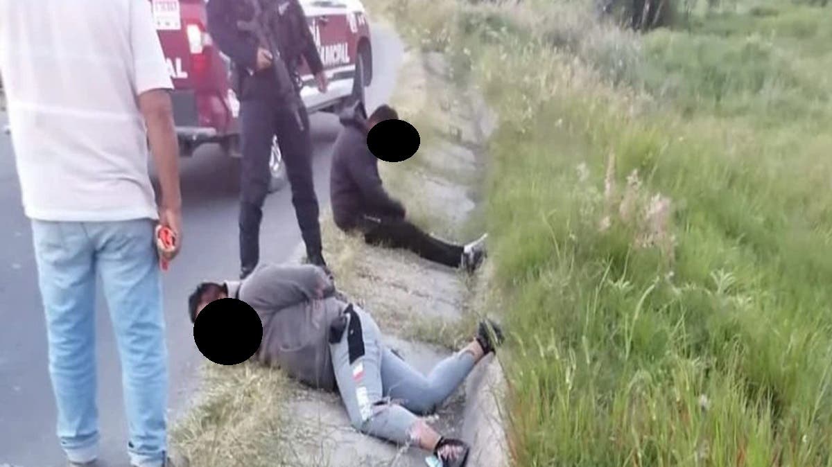 Vecino arrolla a ladrones y evita fuga tras asalto en gasolinera de Coatepec