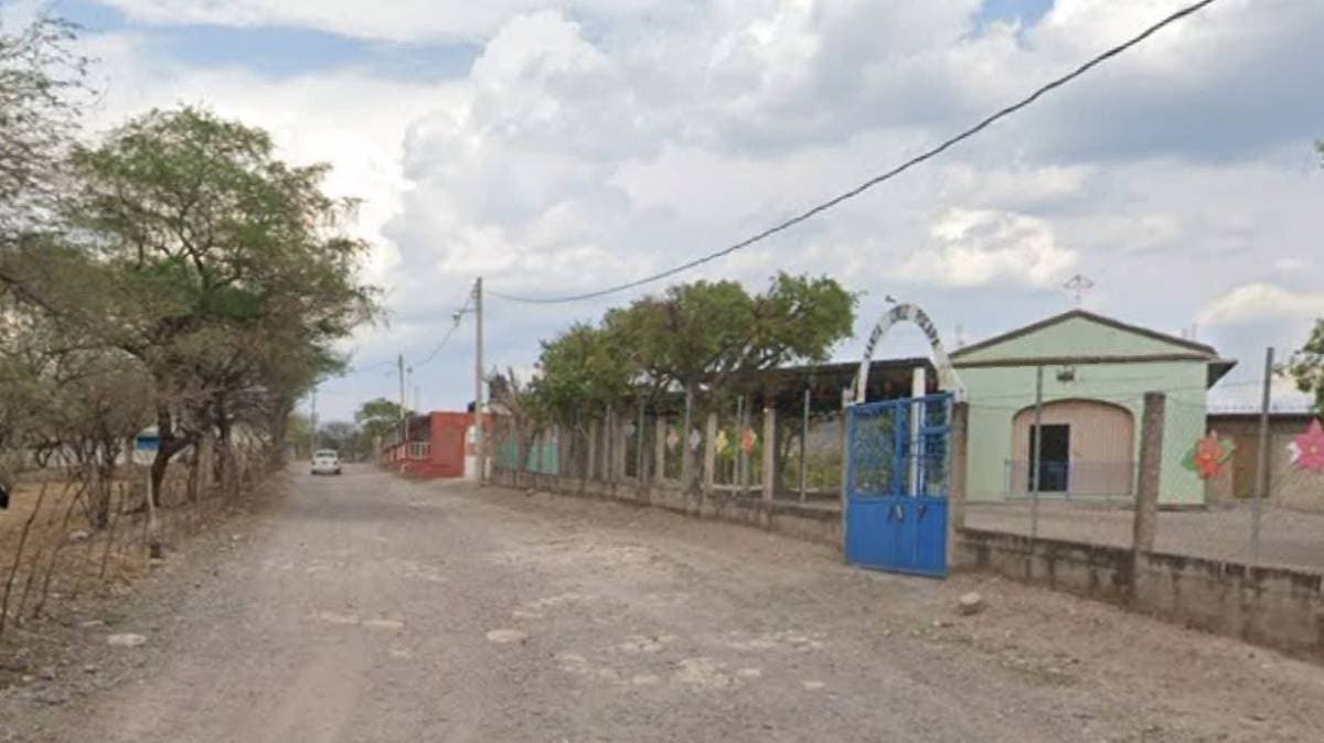 Presunto ladrón muere macheteado tras ser sorprendido dentro de casa en Chietla