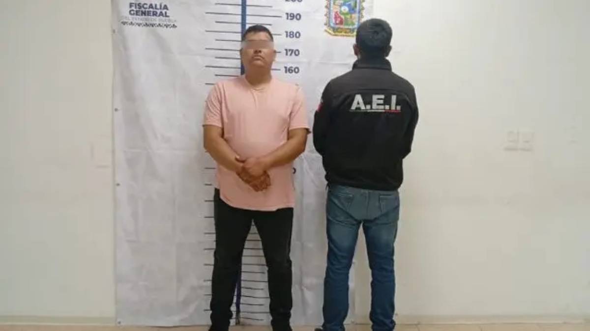 “El Perrote”: del uniforme a la celda, la doble vida del comandante detenido en pleno robo en Puebla