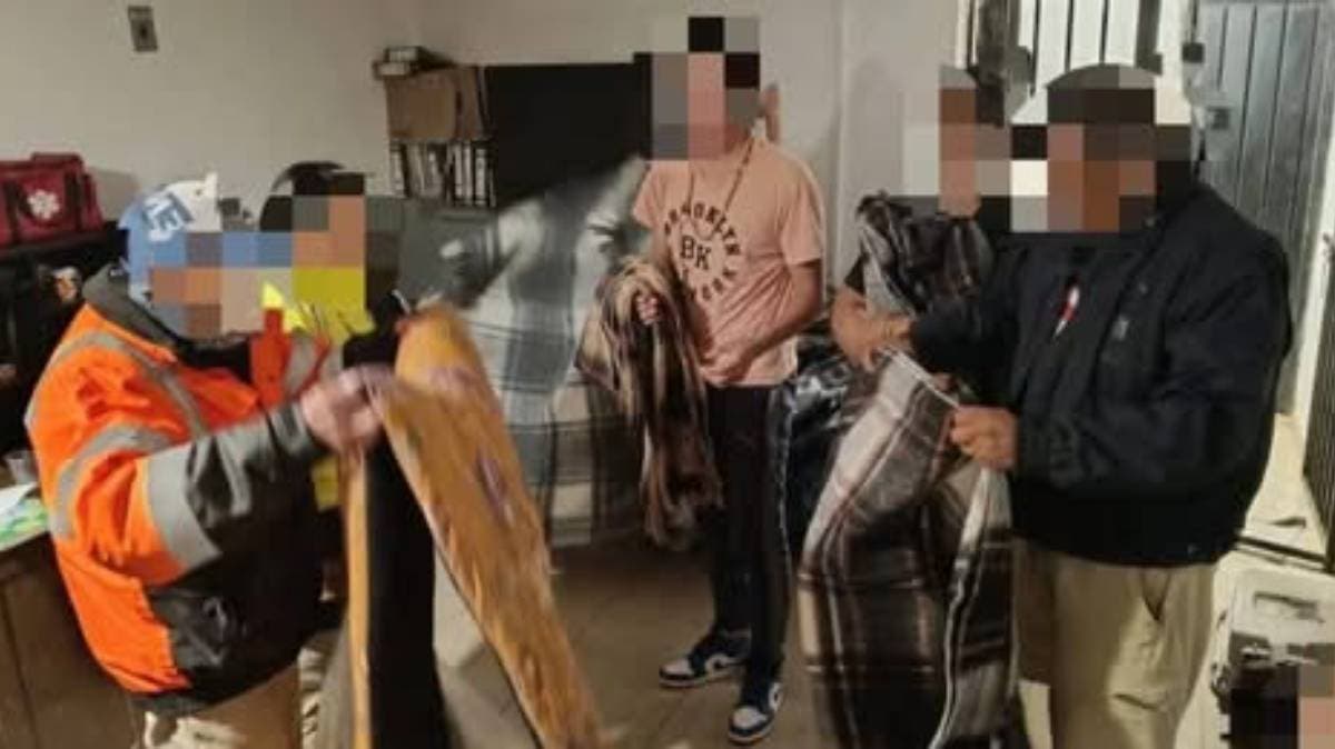 Guardia Nacional rescata a familia abandonada en cerros tras asalto en la Puebla-Orizaba