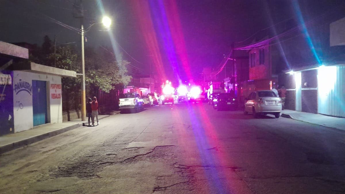 Última Hora: Motociclistas ejecutan a un hombre a balazos en calles de San Miguel Xonacatepec