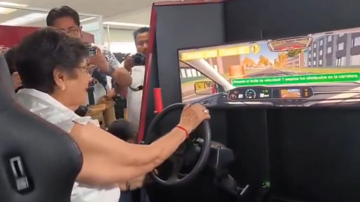 Simuladores de manejo en Puebla: la nueva prueba para licencias… con un costo que la titular de Movilidad dice no conocer