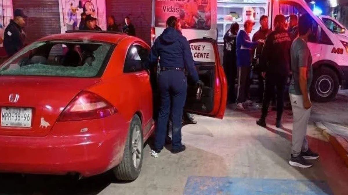 Riña nocturna en Amozoc deja cuatro lesionados afuera de un OXXO