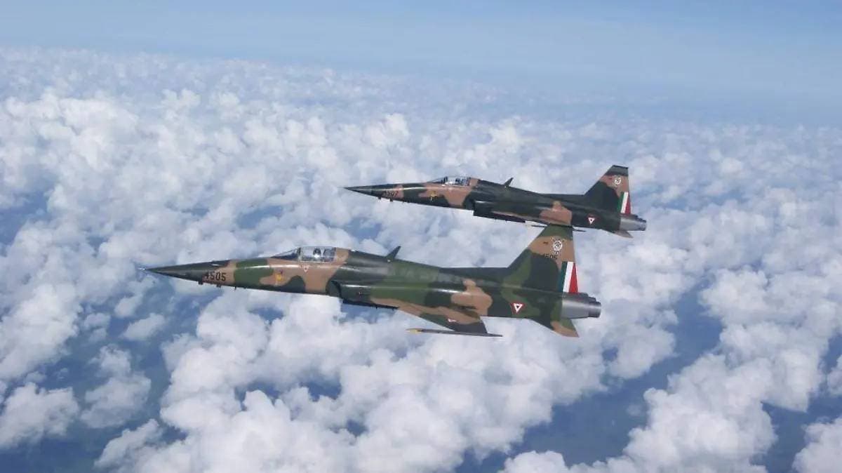 Estruendo en la Mixteca poblana: lo que parecía tragedia terminó siendo un avión de la FAM