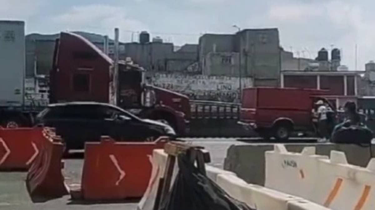 Terror en la autopista: sujeto armado amaga a trailero frente a su esposa embarazada; Guardia Nacional evita tragedia