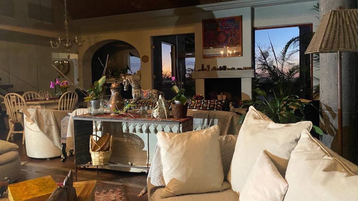 Noroña y la casa de 12 millones: la austeridad que no cabe en 259 metros de construcción