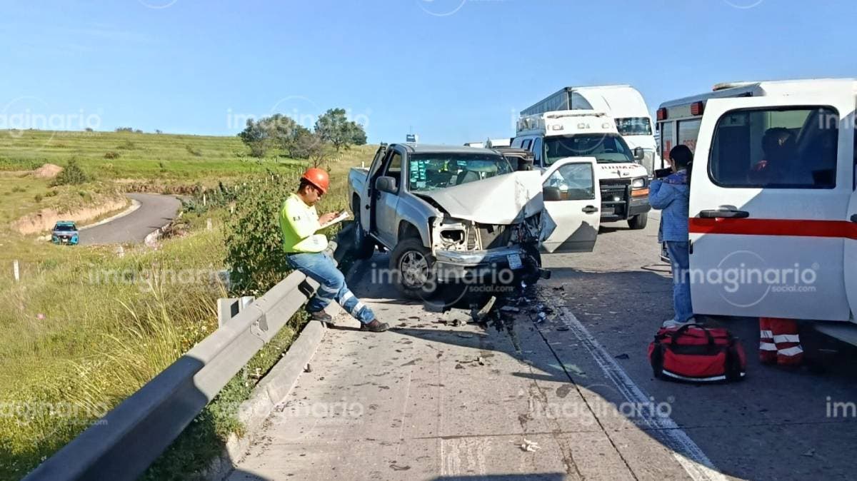 Accidente en el Arco Norte deja cinco lesionados en Sanctórum, Tlaxcala