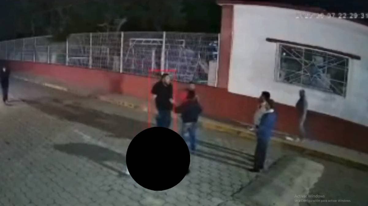 Acusan a escoltas del alcalde de Cuyoaco por agresión y robo; edil se deslinda con polémica excusa