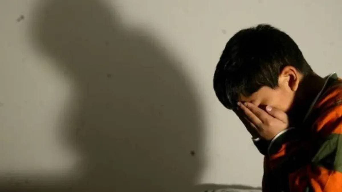 Detienen en Oaxaca a hombre acusado de encadenar a sus hijos para irse a beber; menores fueron rescatados