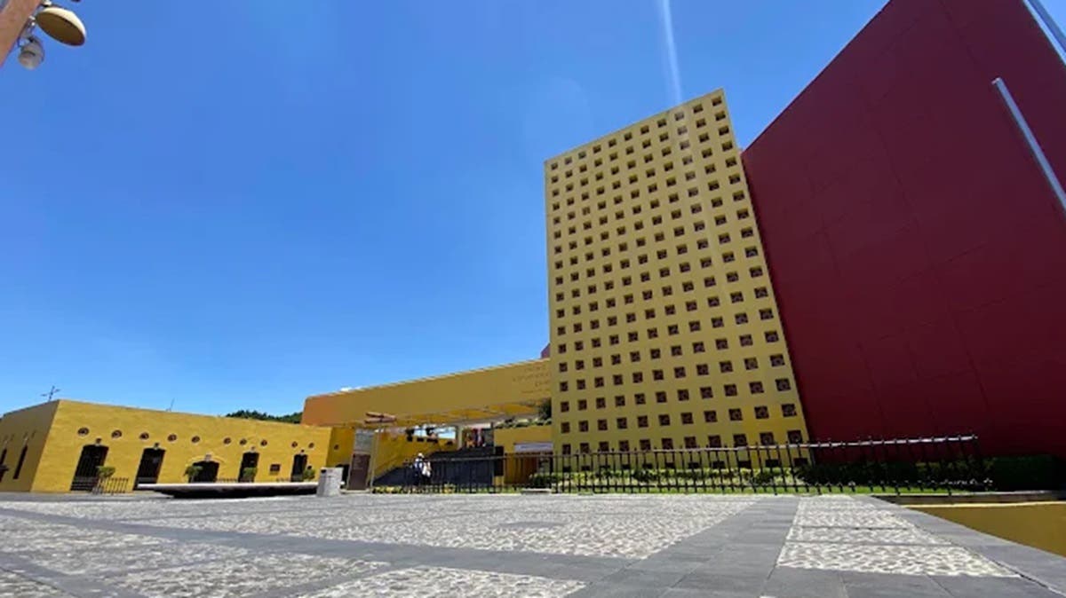 Asalto millonario en el Centro de Convenciones de Puebla: ladrones huyen con casi un millón de pesos