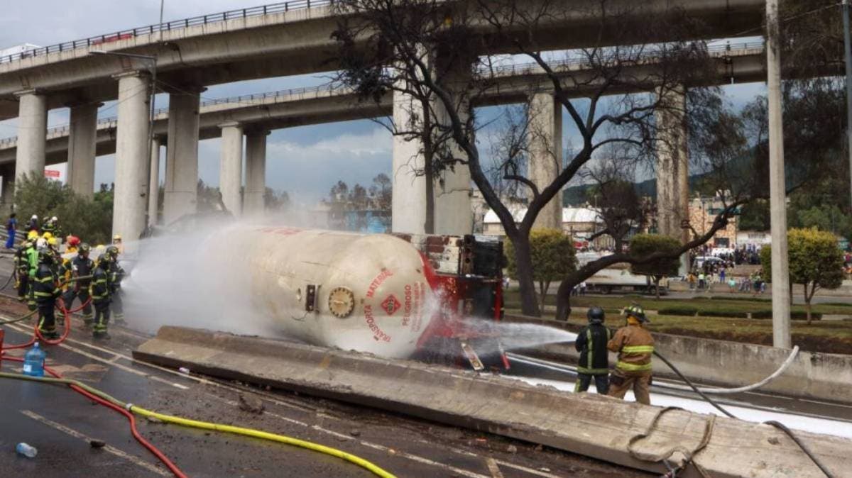 Explosión en el Valle de México: asciende a 10 el número de fallecidos; 54 personas siguen hospitalizadas