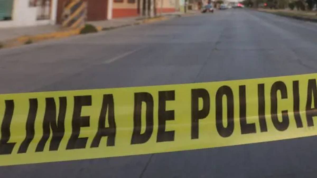 Riña vecinal en Nezahualcóyotl deja cuatro lesionados y un detenido tras uso de arma de fuego