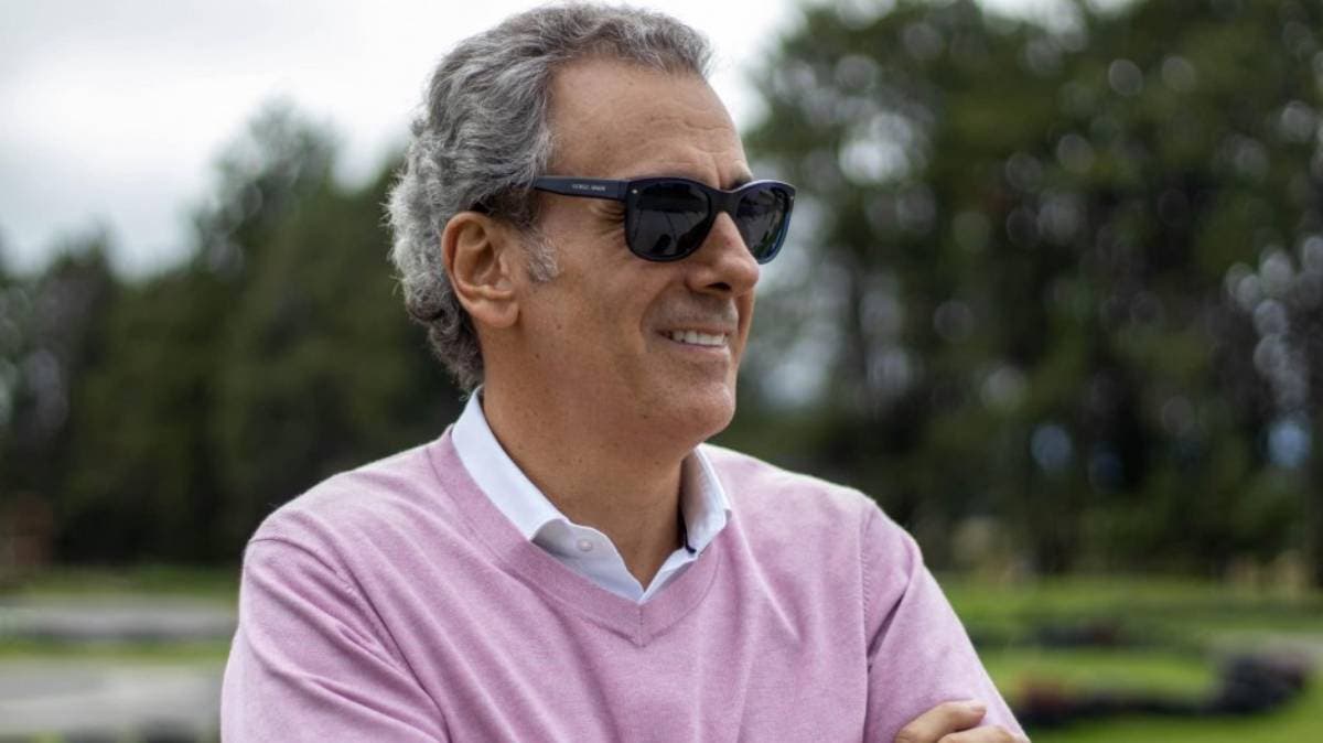 Pepe Chedraui se pone cómodo en el Palacio Municipal: compra cafetera y timbre digital