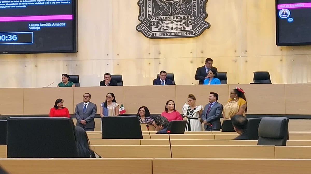 Salarios de lujo: legisladores poblanos recibirán un millón extra en 4 meses