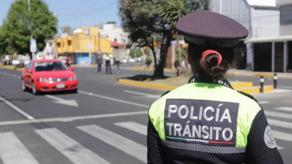 Autopista México–Puebla: denuncian red de falsos reportes de robo de policías para extorsionar a transportistas