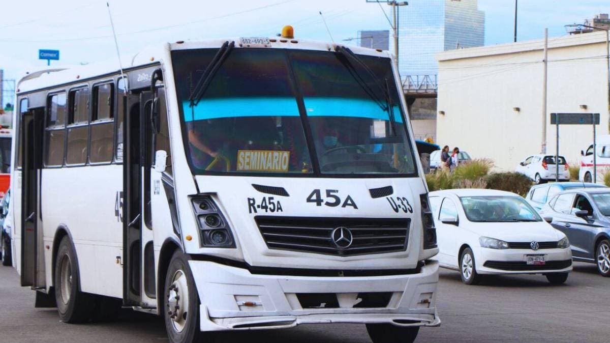Violento asalto masivo en ruta 45A: pasajeros sometidos en pleno bulevar Las Torres