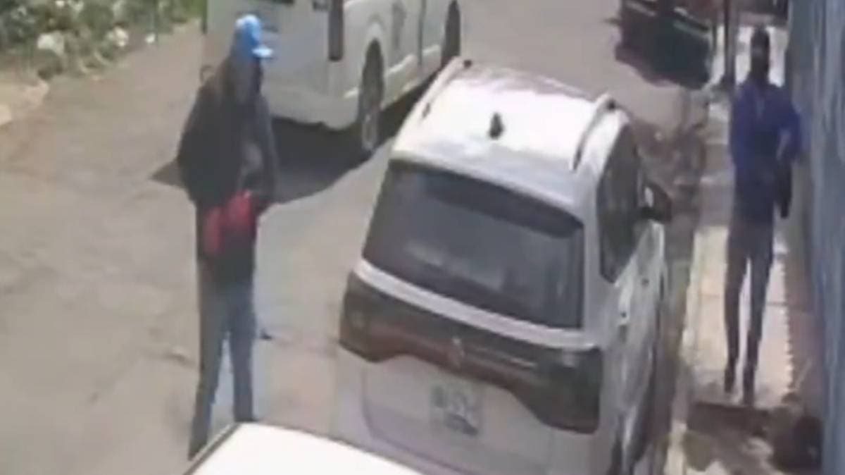 Asalto en San Felipe Hueyotlipan: un cuentahabiente pierde 300 mil pesos frente a su casa