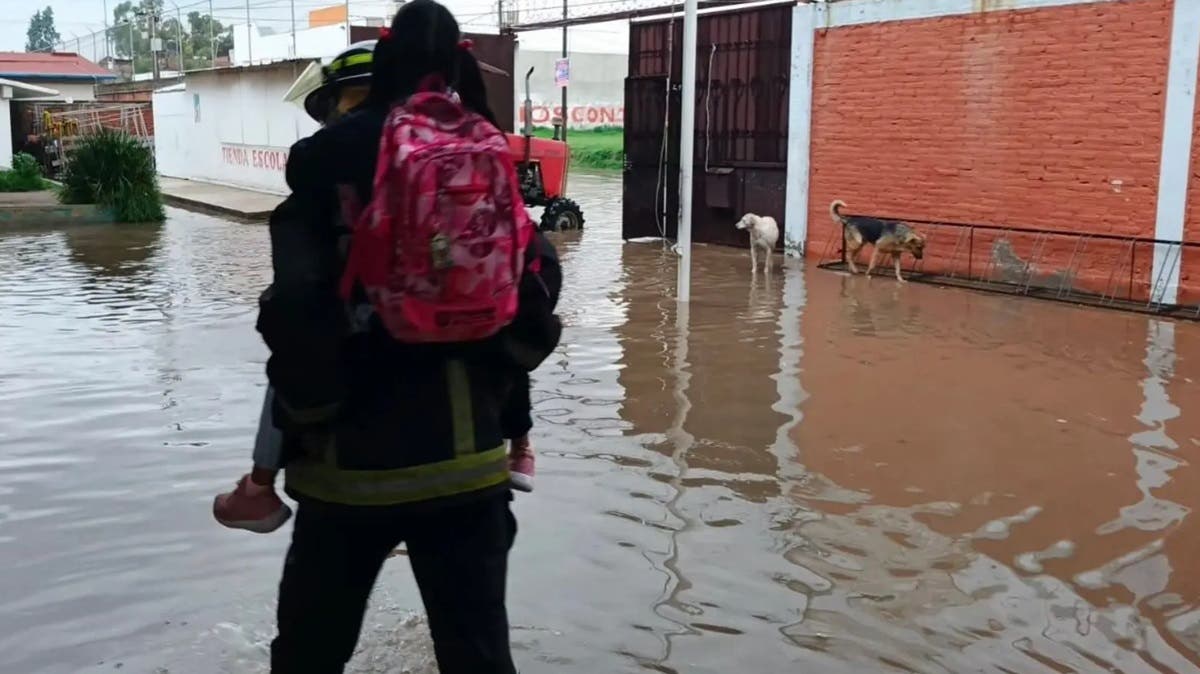 ¡Última hora! SEP suspende clases por tormenta tropical “Jerry” en Puebla: más de 5 mil escuelas afectadas 🚨