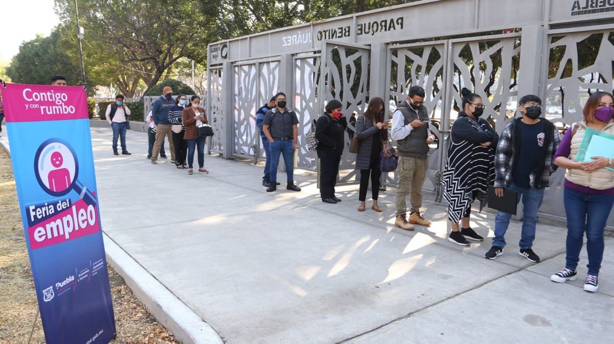 En Puebla, una familia necesita ganar 27 mil pesos al mes para vivir con dignidad, el salario promedio es de 6 mil