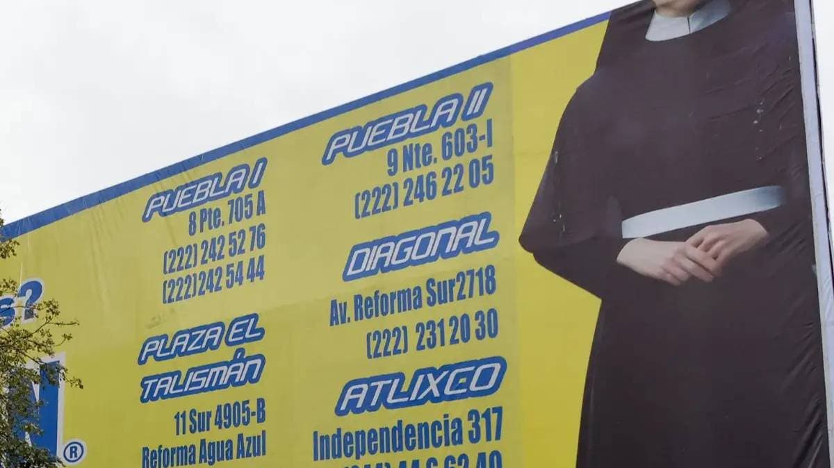 Ferreterías El Talismán cambia su polémica publicidad: de mujeres en bikini… a una monja