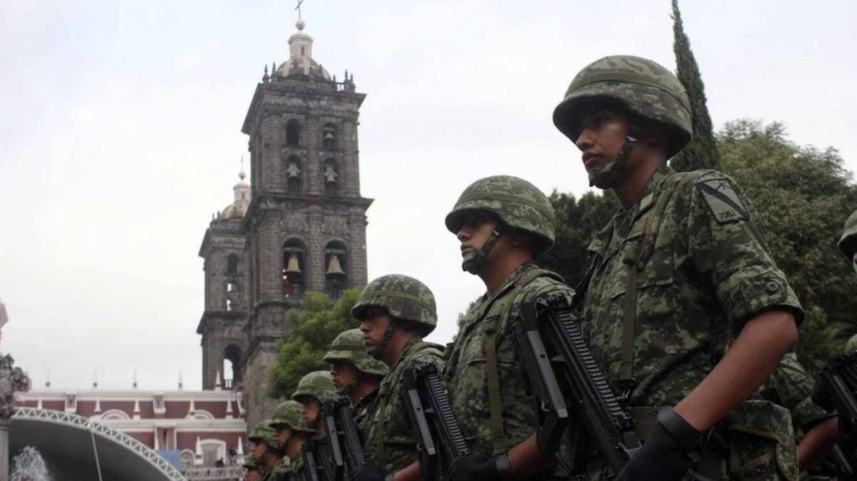 Poblanos confían más en el Ejército y la Guardia Nacional que en sus policías locales, revela la ENVIPE 2025 del INEGI