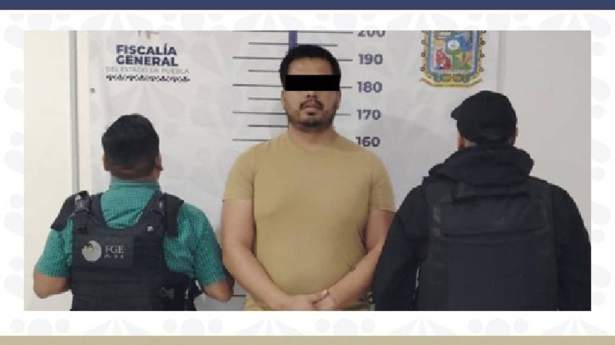 Cae exagente ministerial en Puebla acusado de robo y abuso de autoridad; usó su arma para intimidar durante el atraco
