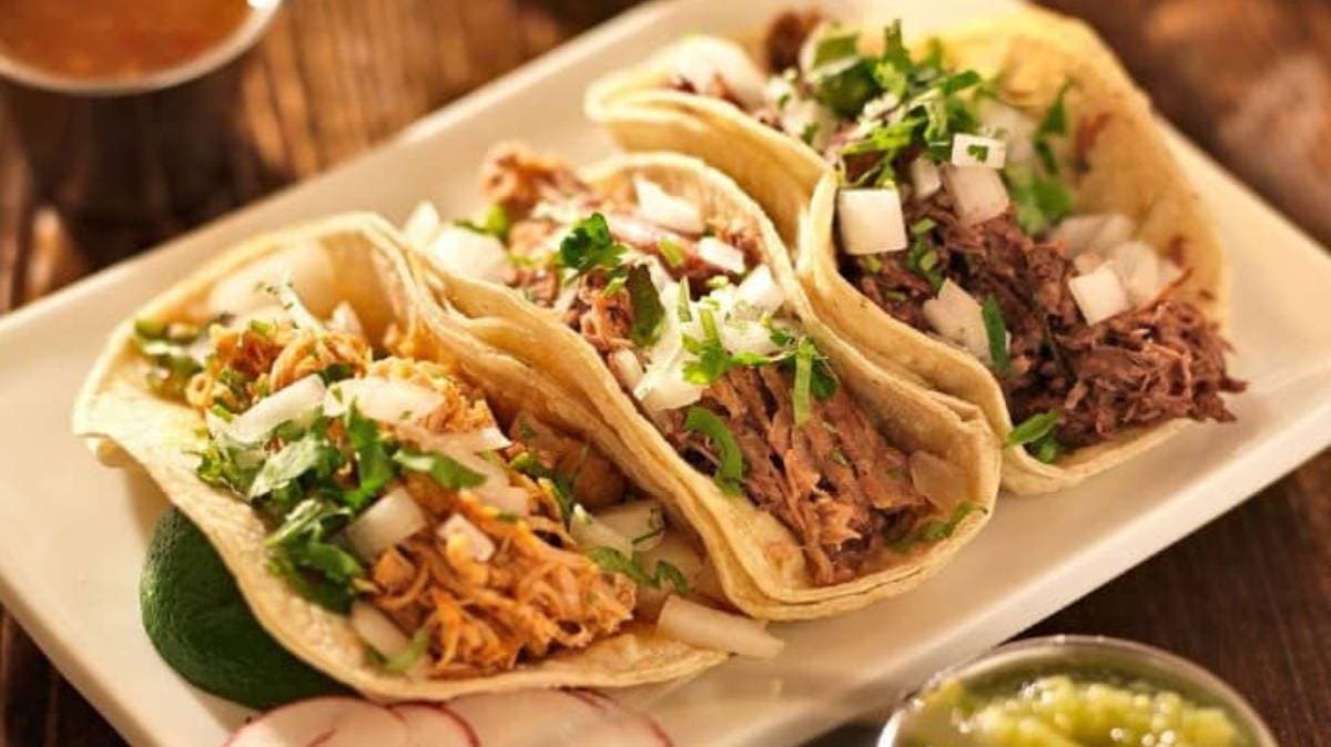 Ejecutan a balazos a repartidores de carnitas en de Tehuacán; iban a entregar pedido en moto