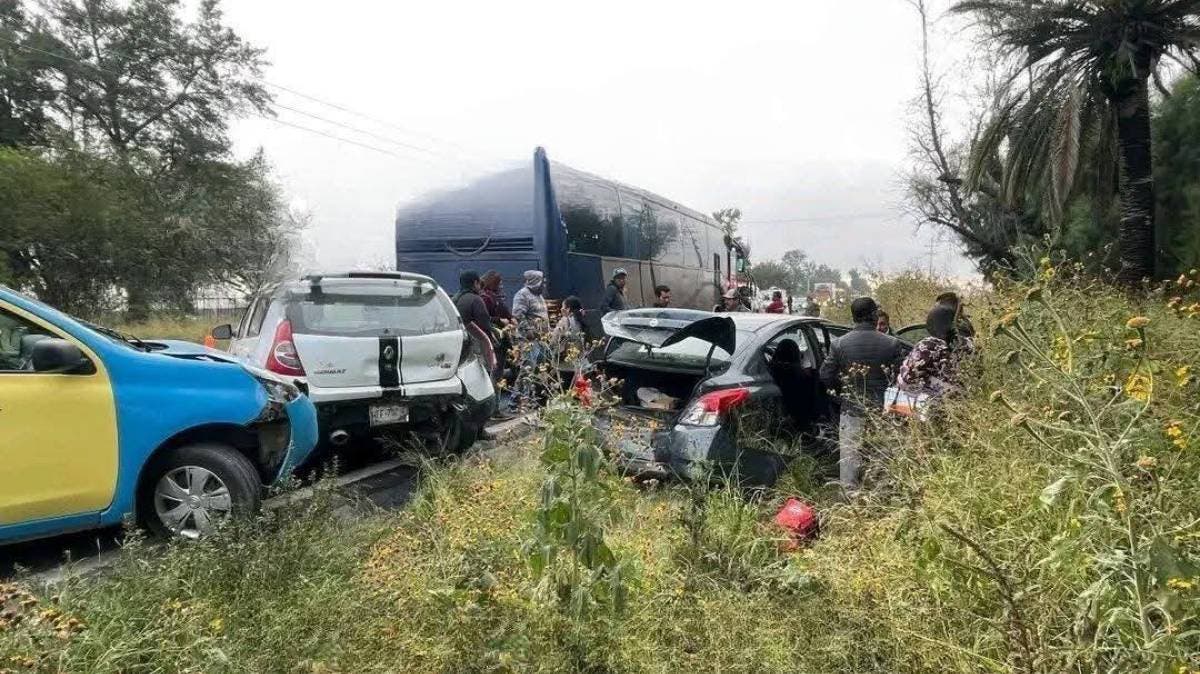 Carretera Puebla–Tehuacán colapsa por fuerte choque múltiple en Tepanco de López: caos vial y largas filas, sin heridos