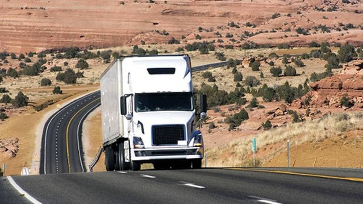 Comando armado desata terror en la Puebla–Orizaba: asaltan tractocamión en pleno “triángulo rojo”