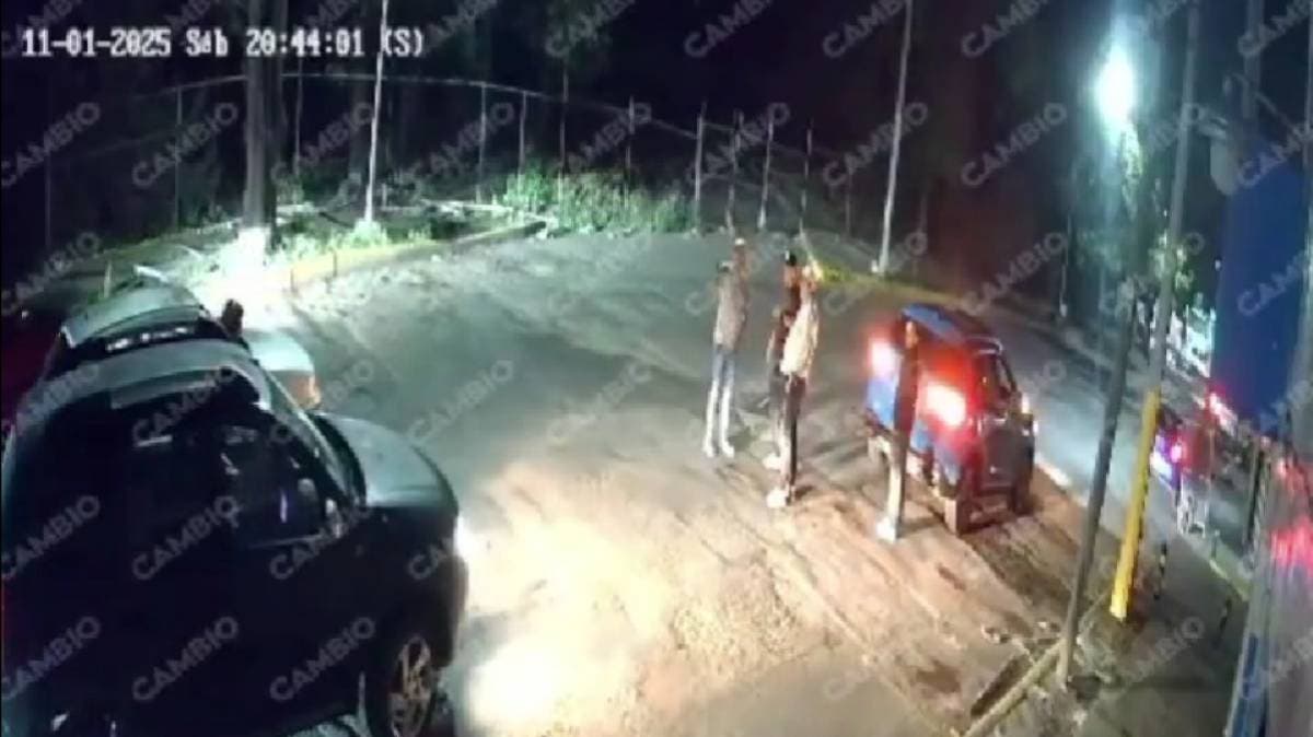 Disputa vial termina en tragedia: hombre muere tras brutal ataque con machete en calles de Puebla