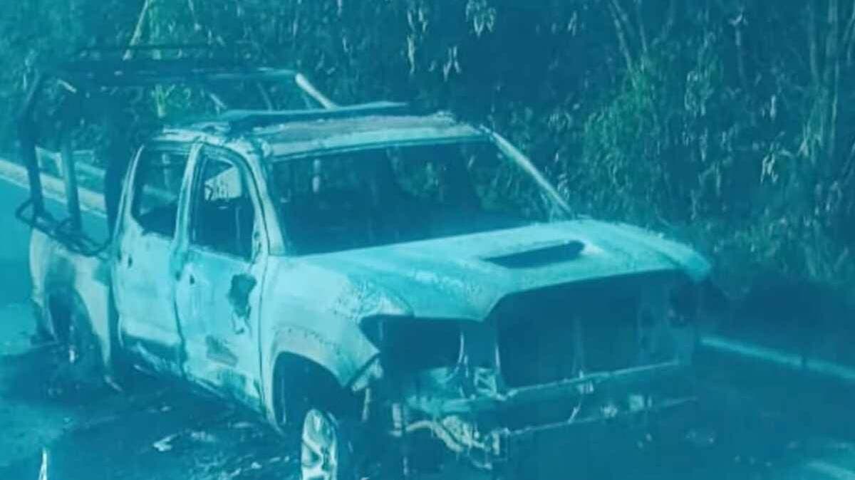 Estalla la furia en Quimixtlán: pobladores cansados de abusos policiales queman patrullas y retienen a cinco agentes en Puebla