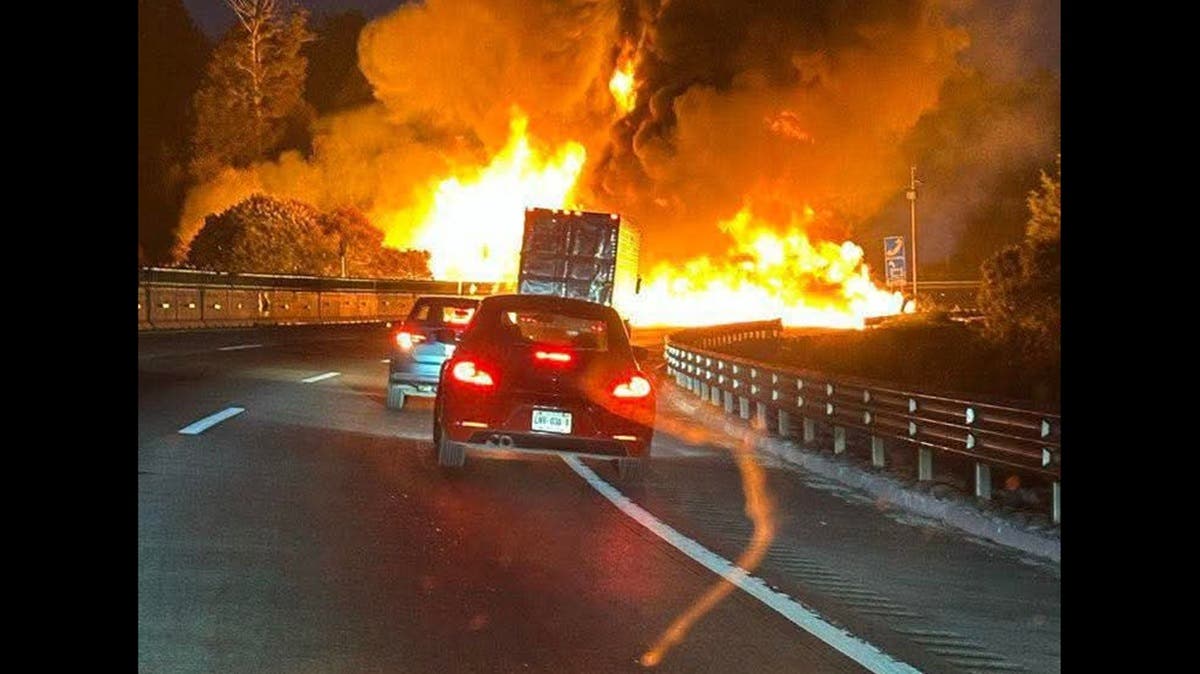 🚨 ÚLTIMA HORA Explosión de pipa provoca cierre total en la autopista México–Puebla este sábado