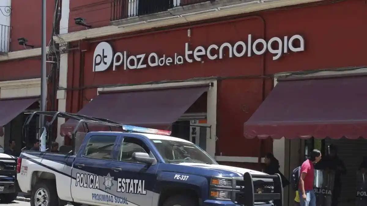 Operativo en Plaza de la Computación desata presunto “acuerdo” millonario para evitar clausuras durante el Buen Fin